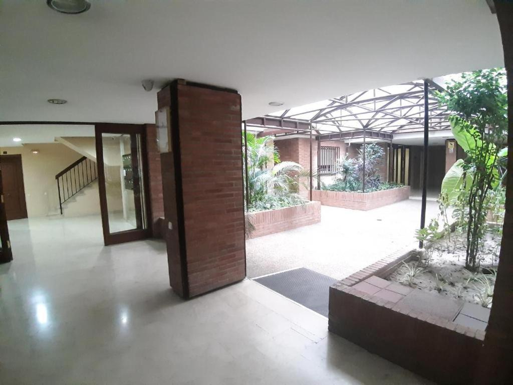 Plaza Puerta Nueva Apartment มูร์เซีย ภายนอก รูปภาพ